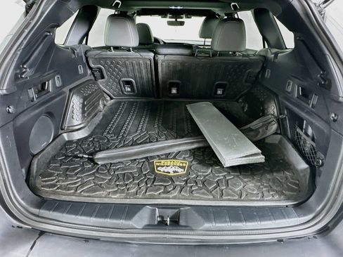 Used 2025 Subaru Outback Wilderness AWD/4WD image 28
