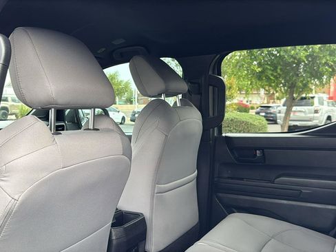 Certified 2025 Toyota Tacoma SR5 image 28