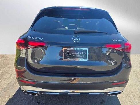 Used 2026 Mercedes-Benz GLC 300 4MATIC image 4