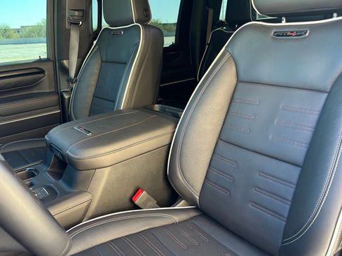 Used 2026 GMC Sierra 2500 AT4X image 15