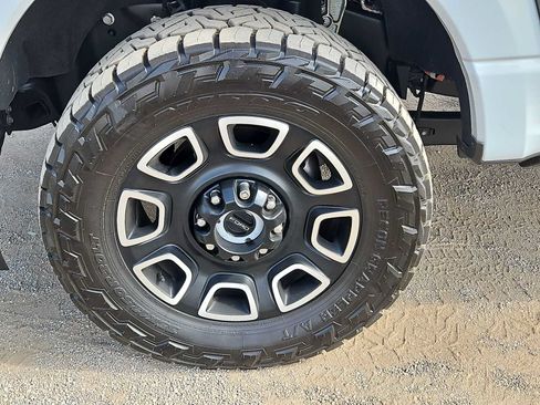 Used 2025 Ford F250 Platinum AWD/4WD image 12