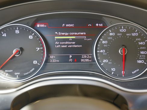 Used 2017 Audi A6 3.0T Prestige w/ Prestige Package image 7