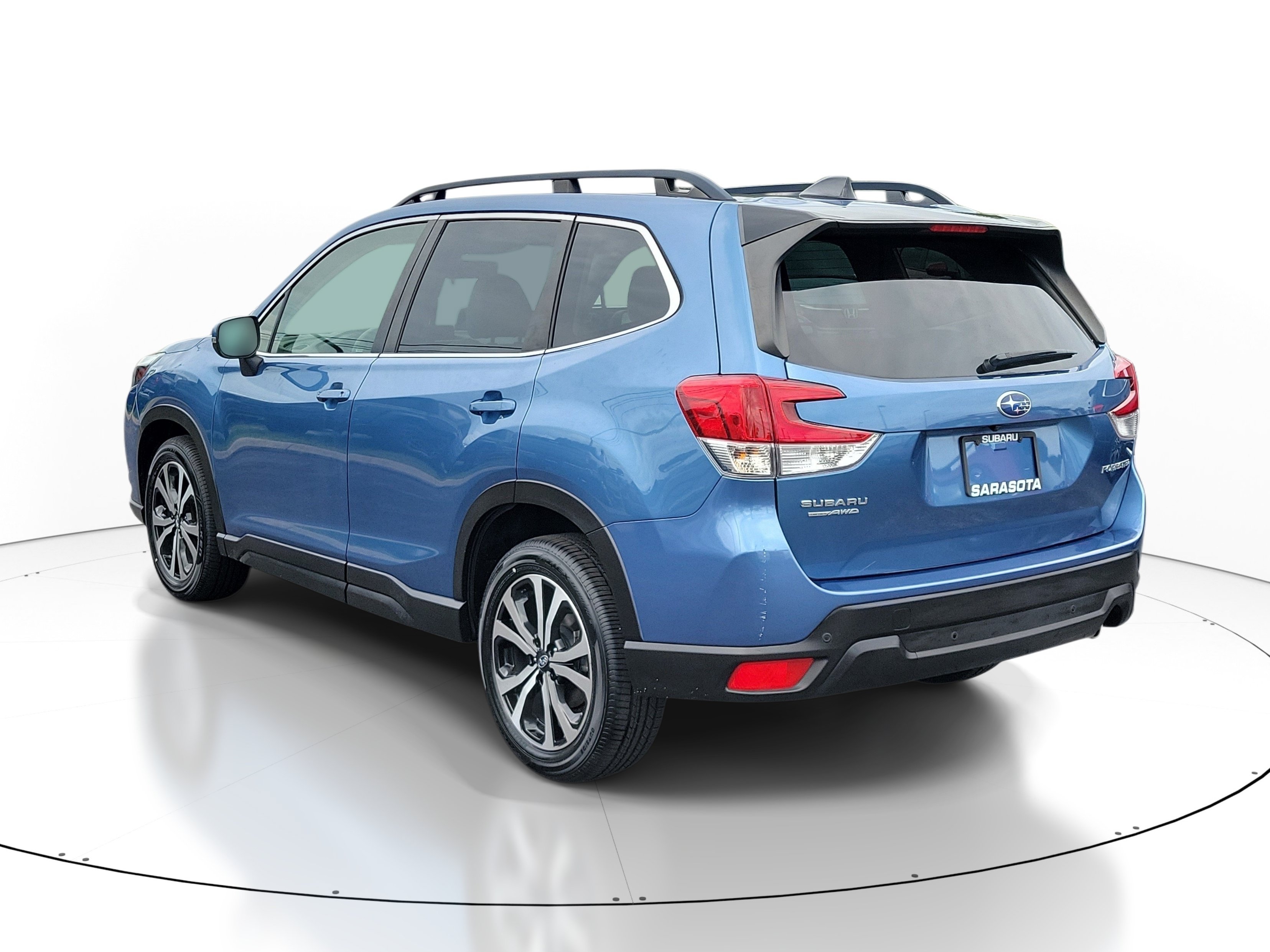 Used 2024 Subaru Forester Limited AWD/4WD image 4