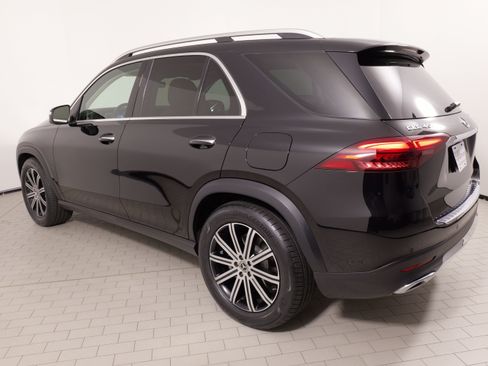 Used 2024 Mercedes-Benz GLE 450e 4MATIC image 17