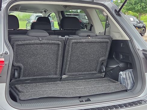Used 2023 Volkswagen Tiguan S w/ IQ.Drive Package FWD image 9