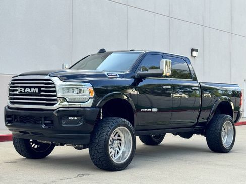Used 2019 RAM 2500 Limited AWD/4WD image 1
