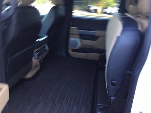 Used 2021 Ford F150 Lariat w/ Equipment Group 502A High AWD/4WD image 9