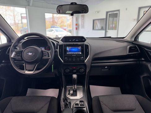 Used 2017 Subaru Impreza 2.0i Premium image 18