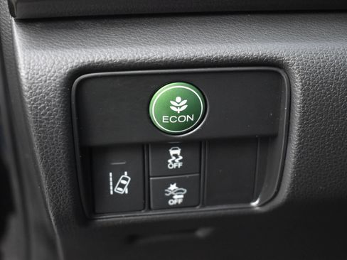 Used 2017 Honda Accord EX-L image 17