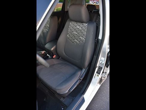 Used 2010 Kia Soul + FWD image 15