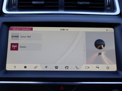 Used 2019 Jaguar E-PACE R-Dynamic S AWD/4WD image 35