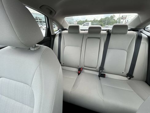 Used 2022 Honda Civic EX image 14