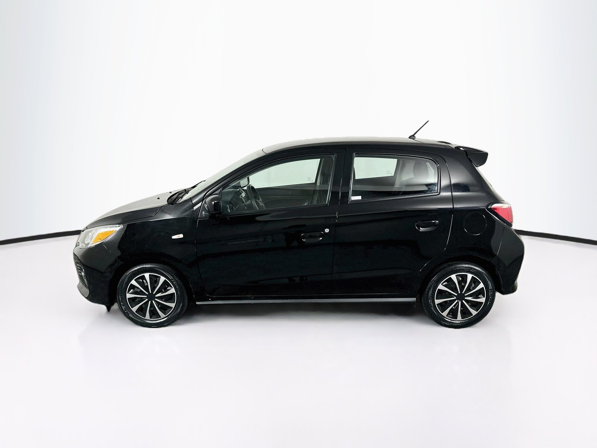 Used 2024 Mitsubishi Mirage ES FWD image 4