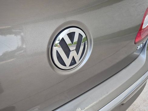 Used 2010 Volkswagen CC Sport FWD image 14