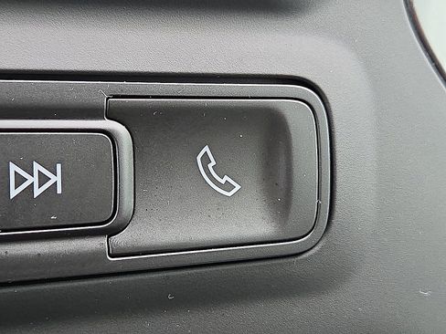 Used 2025 GMC Sierra 1500 Pro w/ Trailering Package image 22