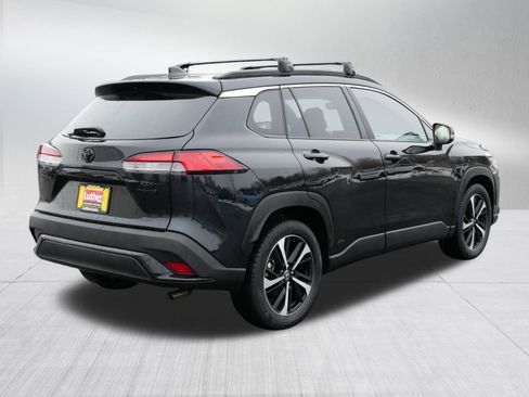 Used 2023 Toyota Corolla Cross XSE image 7