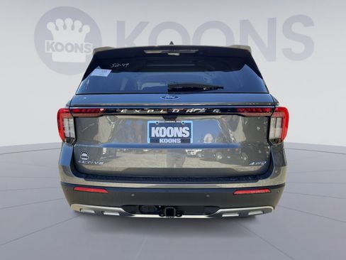 New 2026 Ford Explorer Active w/ Active Comfort Package image 5