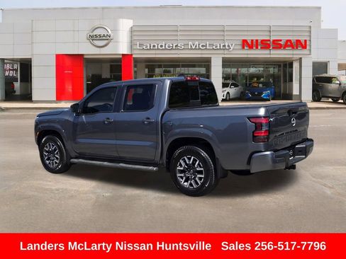 Used 2024 Nissan Frontier SL w/ Technology Package RWD image 6