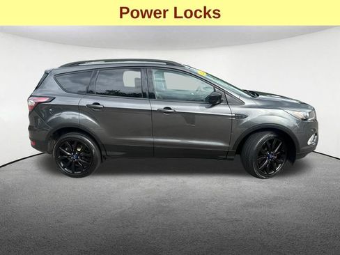 Used 2018 Ford Escape SE w/ SE Sport Appearance Package AWD/4WD image 11