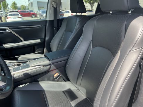 Used 2022 Lexus RX 350 FWD image 16