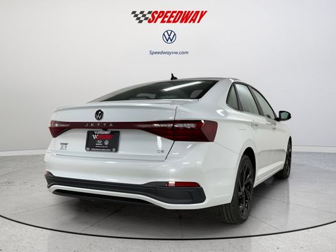 New 2026 Volkswagen Jetta SE image 7