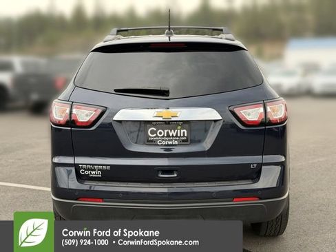 Used 2017 Chevrolet Traverse LT AWD/4WD image 18