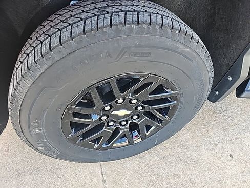 Used 2024 Chevrolet Silverado EV W/T image 25