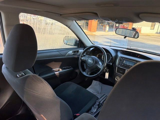 Used 2011 Subaru Impreza 2.5i Premium w/ PWR Moonroof Value Pkg AWD/4WD image 31