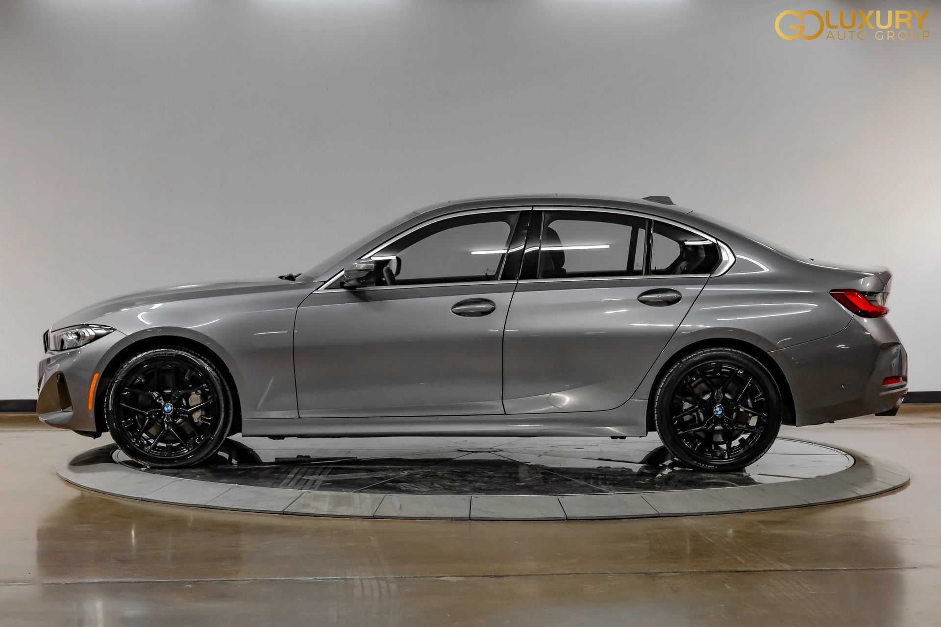 Used 2025 BMW 330i Sedan RWD image 13