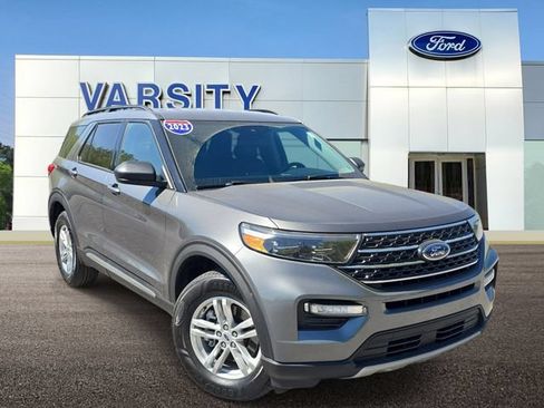 Certified 2023 Ford Explorer XLT w/ Equipment Group 202A AWD/4WD image 1