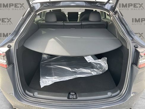 Used 2023 Tesla Model Y Long Range image 29