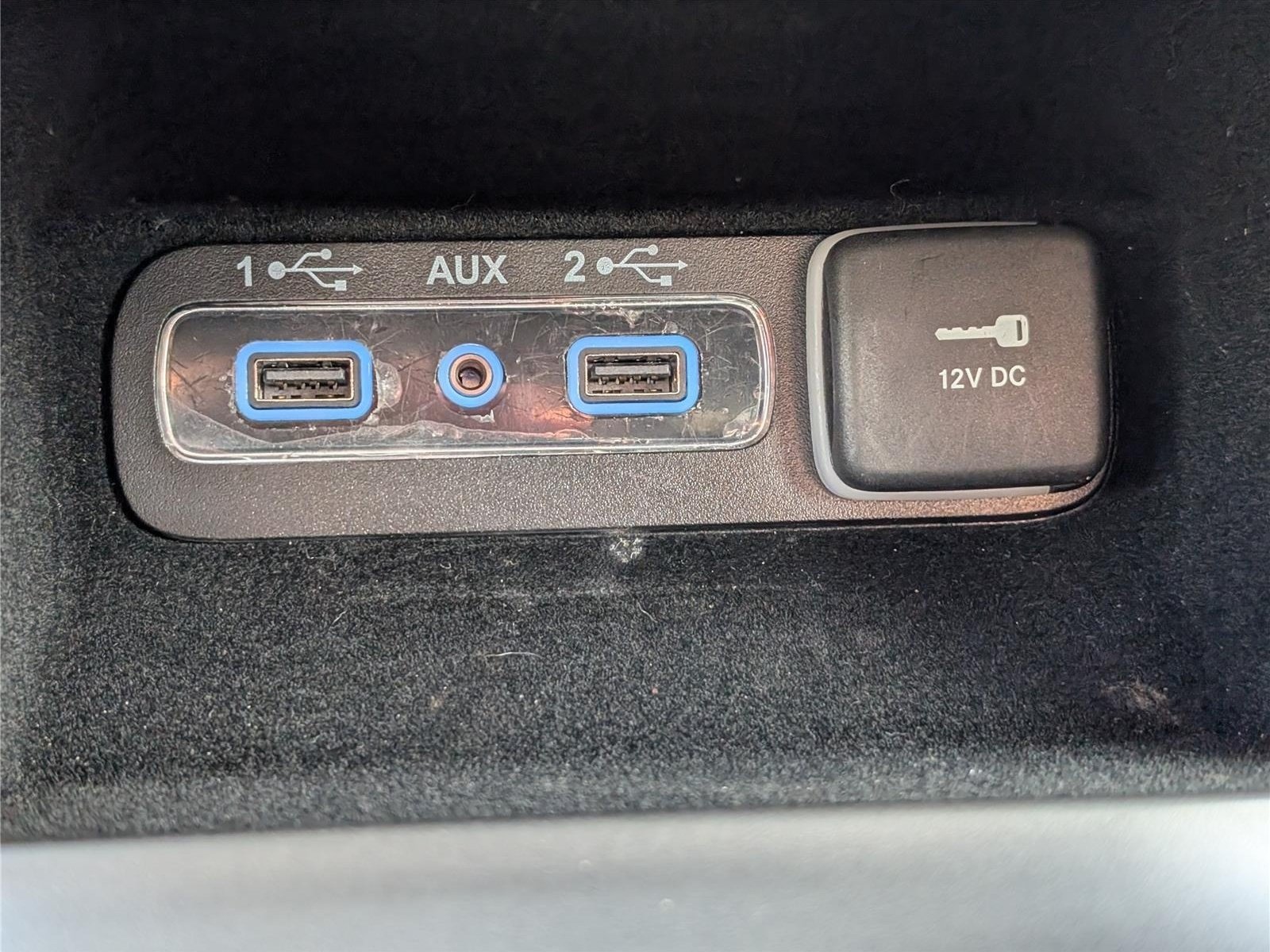 Used 2021 Jeep Grand Cherokee Laredo AWD/4WD image 24