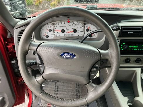 Used 2002 Ford Explorer Sport Trac 4x4 image 18