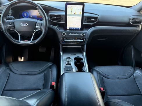 Used 2020 Ford Explorer ST w/ Premium Technology Package AWD/4WD image 9