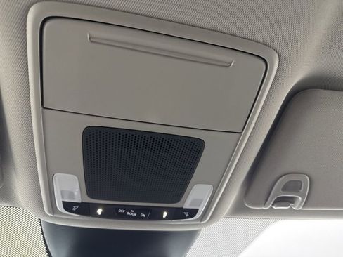 New 2025 Honda Pilot EX-L image 44