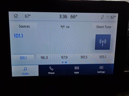 Used 2023 Ford Explorer XLT w/ Equipment Group 202A AWD/4WD image 26