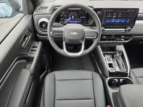 New 2025 Chevrolet Colorado LT w/ LT Convenience Package image 12