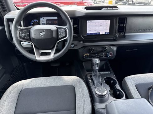 Used 2023 Ford Bronco 4-Door AWD/4WD image 22