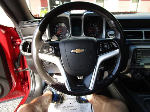 Used 2014 Chevrolet Camaro SS w/ RS Package image 7