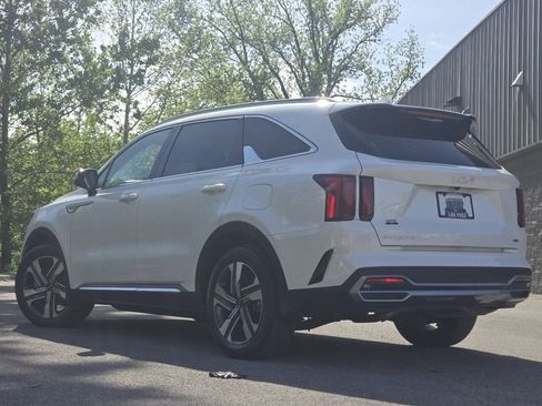 Used 2023 Kia Sorento EX AWD/4WD image 14