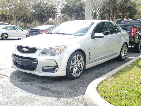 Used 2017 Chevrolet SS image 3