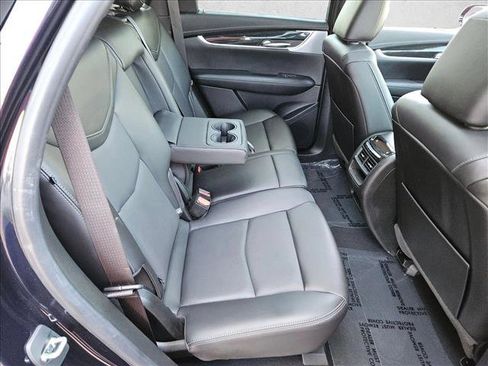 Used 2021 Cadillac XT5 Premium Luxury image 19