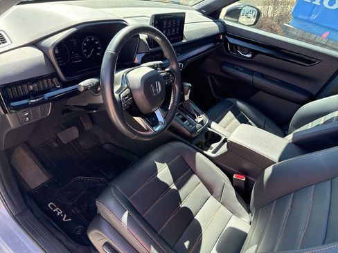 Used 2023 Honda CR-V Sport Touring image 17