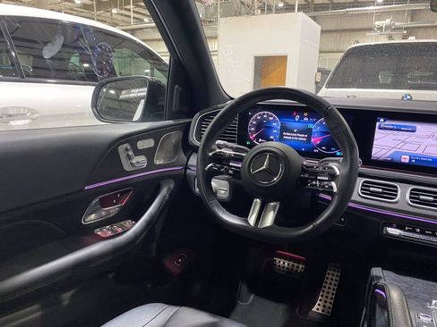 Certified 2025 Mercedes-Benz GLS 450 4MATIC w/ AMG Line Exterior image 3