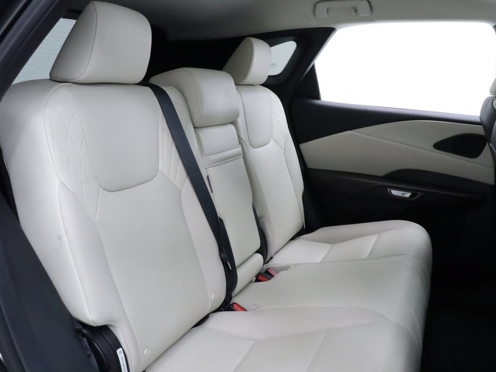 Used 2024 Lexus RX 350 FWD w/ Technology Package image 29
