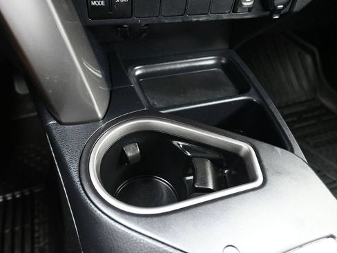 Used 2018 Toyota RAV4 XLE w/ Plus Extra Value Package AWD/4WD image 22