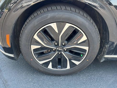 Used 2023 Kia EV6 Wind AWD/4WD image 16
