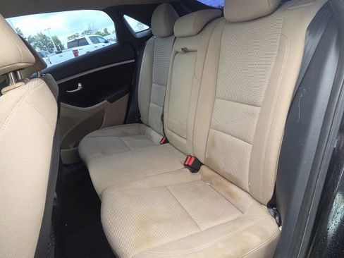 Used 2013 Hyundai Elantra GT w/ Touch & Go Pkg FWD image 12