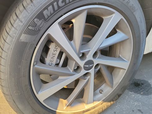 Certified 2025 Genesis GV80 2.5T Select image 5