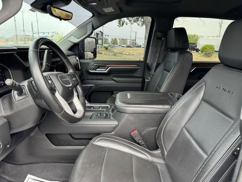 Used 2024 GMC Sierra 3500 Denali w/ Denali Reserve Package AWD/4WD image 9